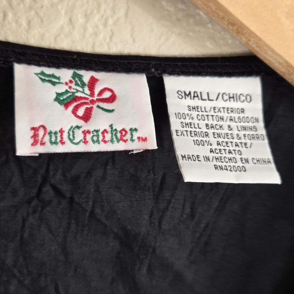 Vintage Nutcracker Festive Mistletoe And Holly Berries Striped Christmas Vest - Picture 3 of 9